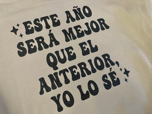 Este Ano Crew Neck/Hoodies