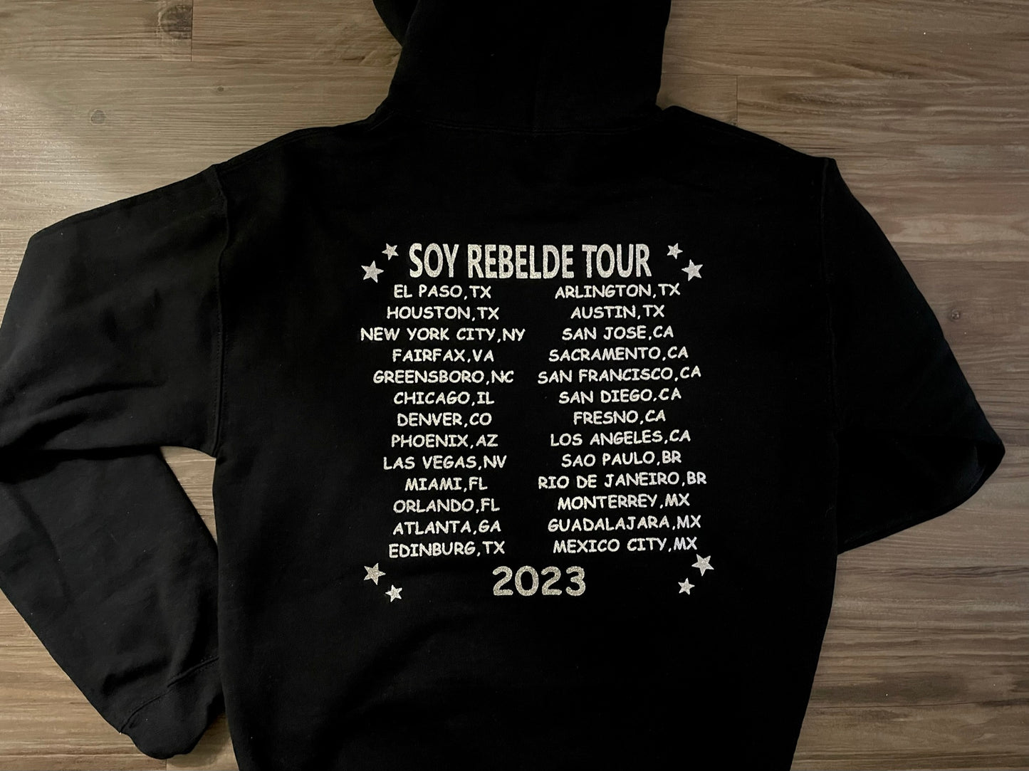 Rebelde Tour Crew Necks/Hoodies