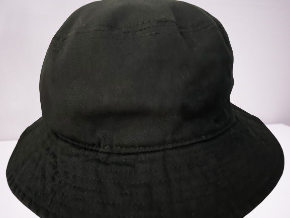 Frikitona Embroidered Bucket Hat